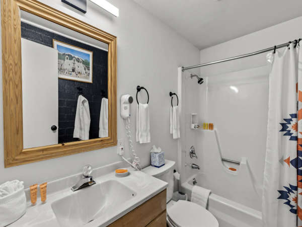 300 yards to the Slopes Sleeps 6 3 miles to Downtown